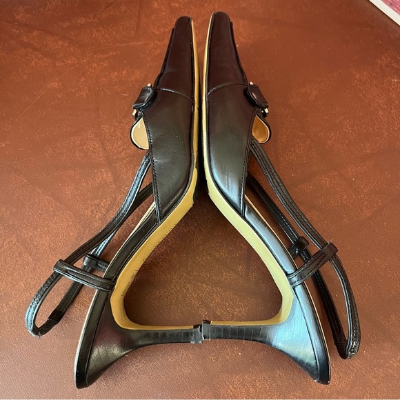 Anne Klein iflex Margy Black Leather Slingblack Pointed Toe Pumps - Picture 9 of 16